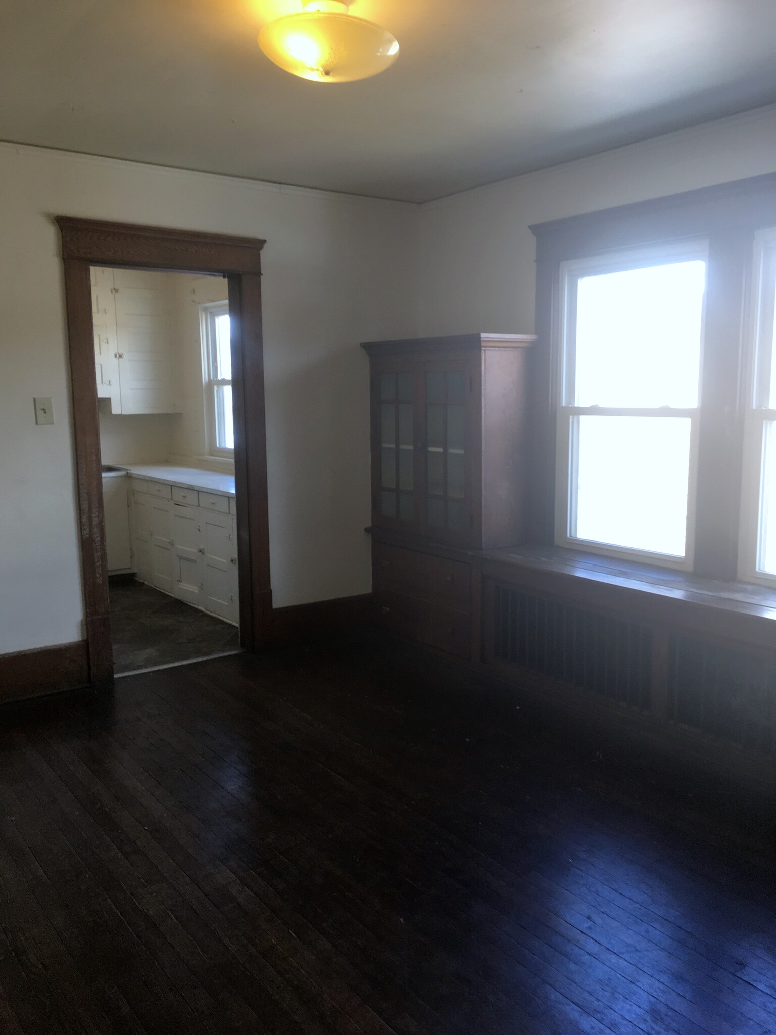 Building Photo - 588 Schiller Ave