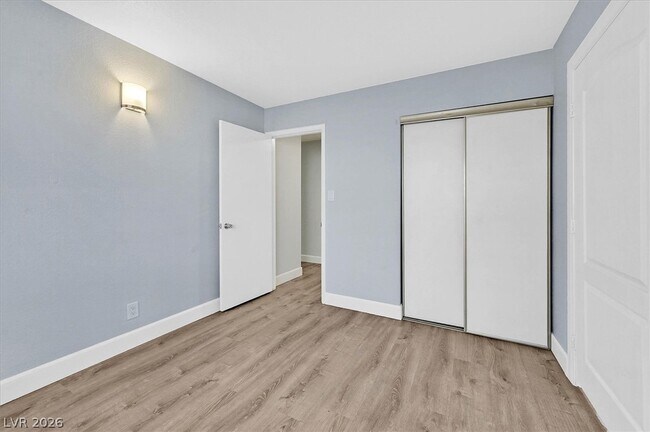 Building Photo - 3864 Alice Ln