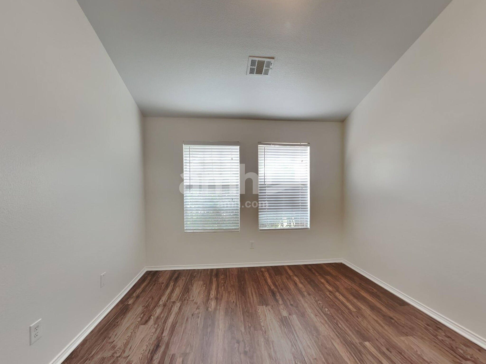 Building Photo - 1207 Fox Glen Trail