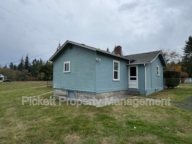 Building Photo - 17900 Noll Rd NE