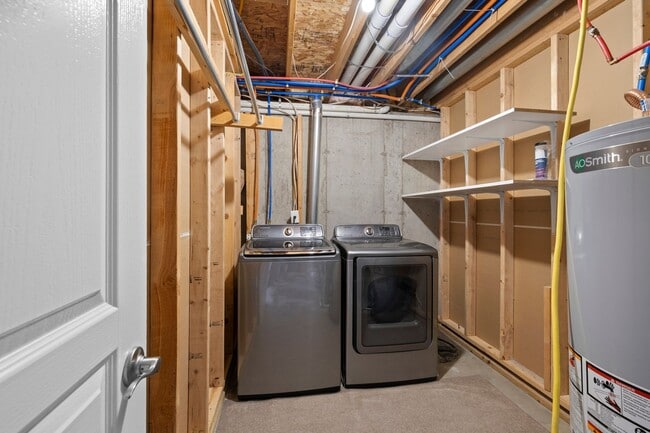 Building Photo - Move-In Ready 4 Bed, 3.5 Bath Home in Prime Loveland Location!