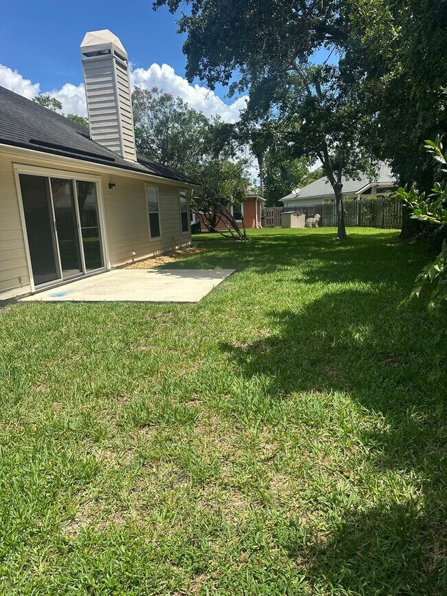 Building Photo - LIVE IN FLEMING ISLAND'S MOST DESIREABLE L...