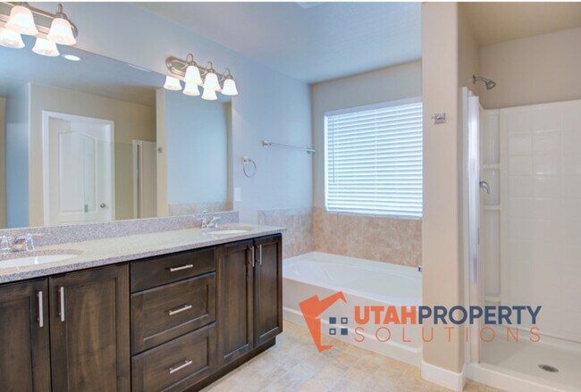 Building Photo - 5393 Borglum Ln