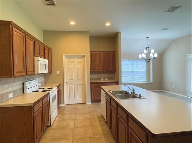 Building Photo - 12516 Coral Dr