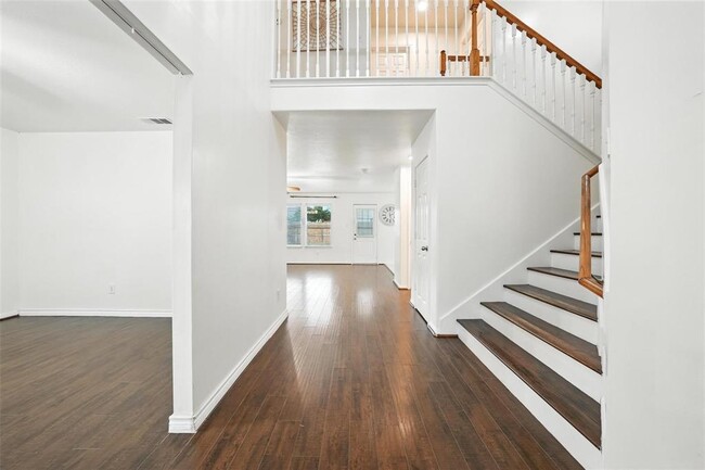 Building Photo - 3114 Holly Ranch Dr