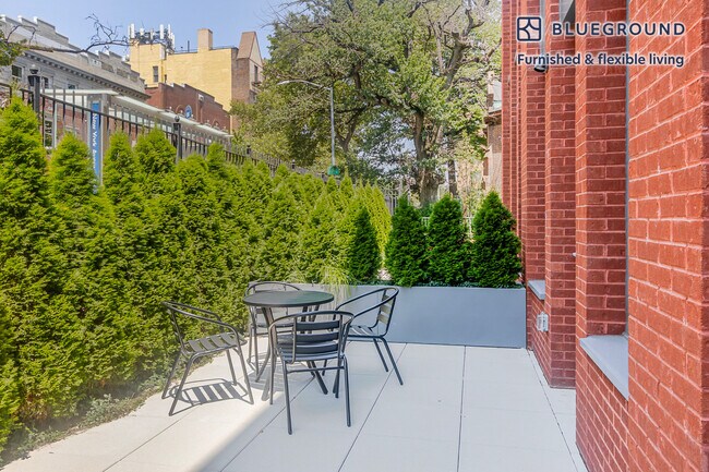 Building Photo - 955 Sterling Pl