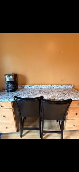 Building Photo - 313 N Evans St