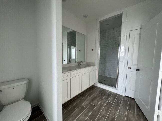 Building Photo - 4202 Balboa Dr