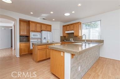Building Photo - 805 St Barthelemy Dr