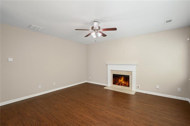 Building Photo - 1346 Dukes Creek Dr