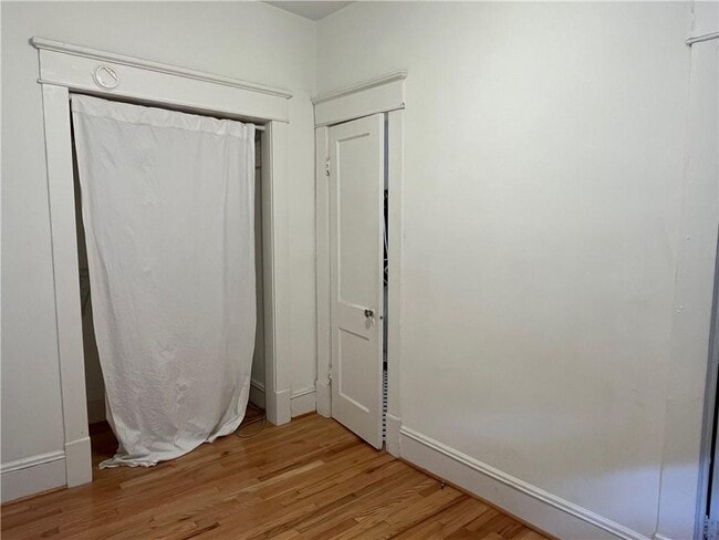 Building Photo - 1168 Orme Cir NE