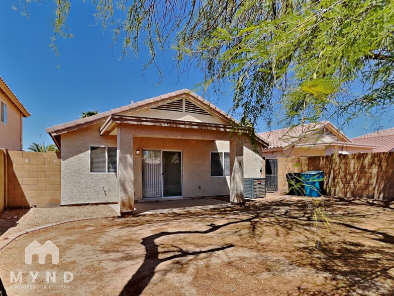 Building Photo - 4403 N 112th Ave