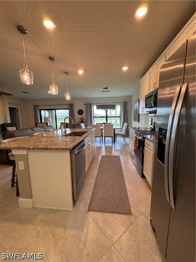 Building Photo - 6205 Harmony Dr