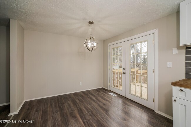 Building Photo - 8407 Archwood Ct