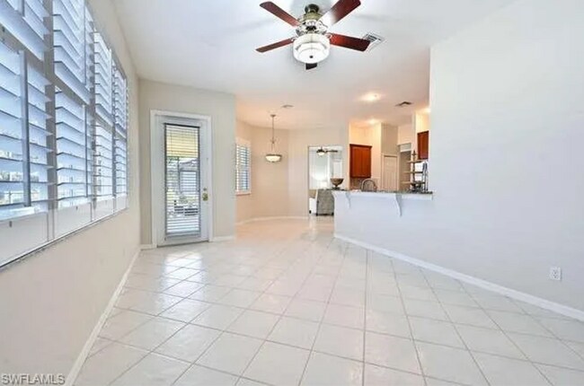 Building Photo - Lakefront 3 Bed + Den 2 bath home with pool and spa tub in Waterways of Naples Community