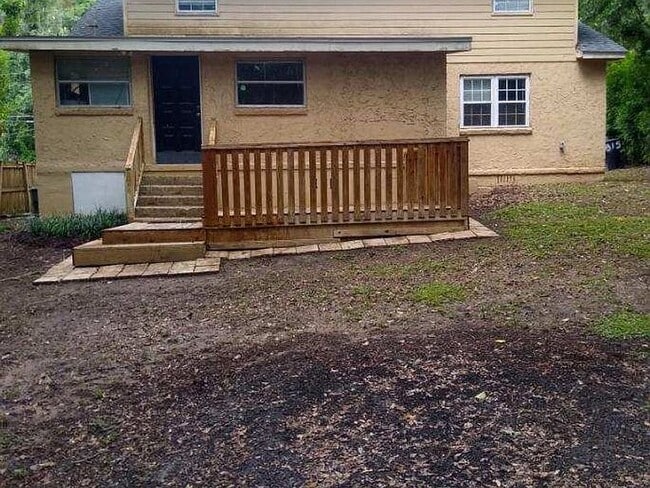 Building Photo - 815 Buena Vista Dr