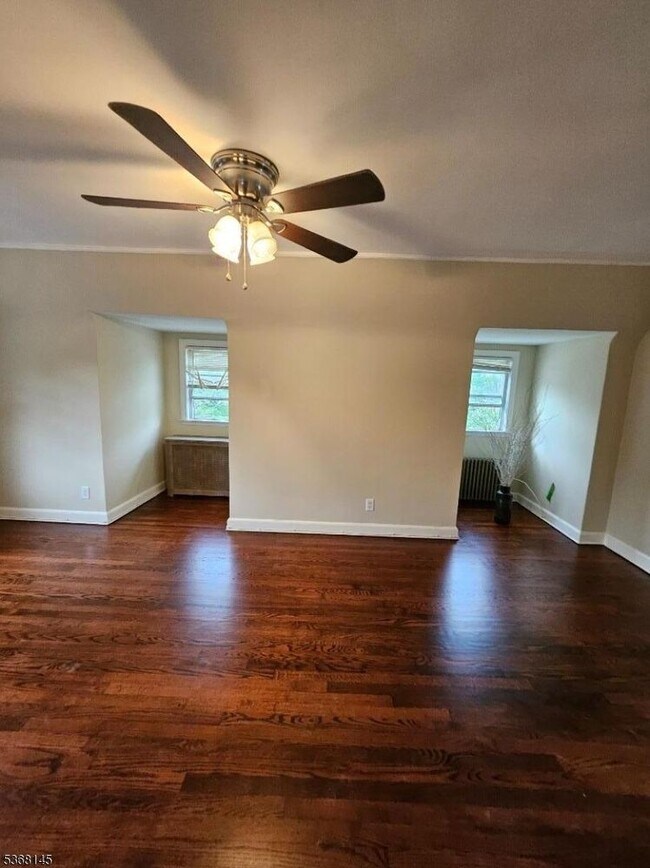 Building Photo - 159 Ridge Ave