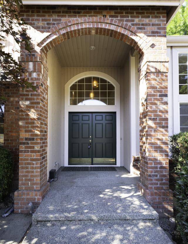 Building Photo - 4 bedroom in Issaquah WA 98027