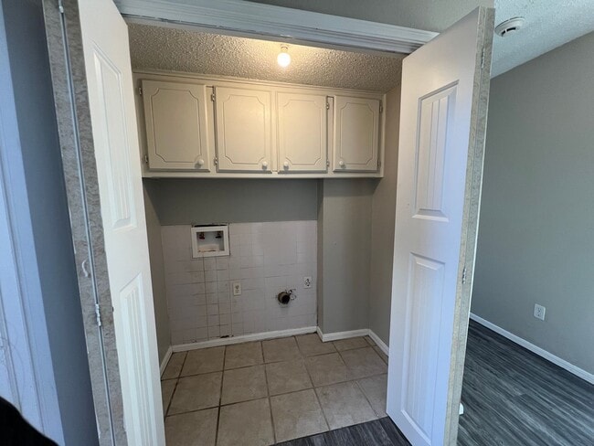 Building Photo - ?Cozy North OKC home with fireplace ?