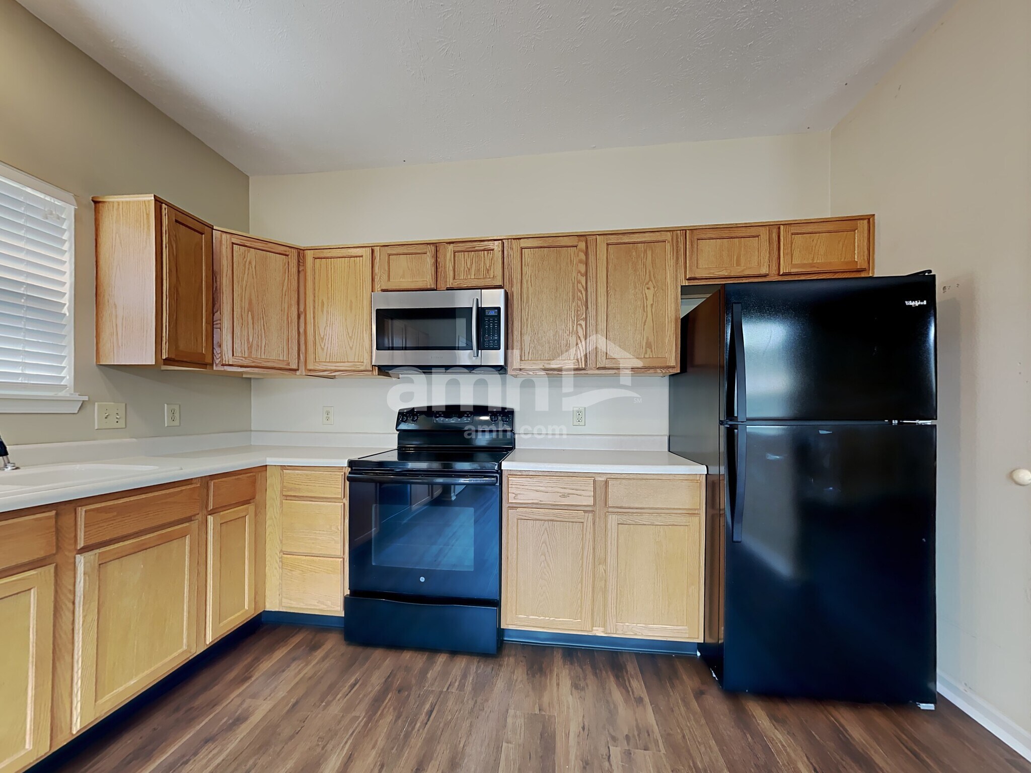 Building Photo - 10087 Sundown Ln