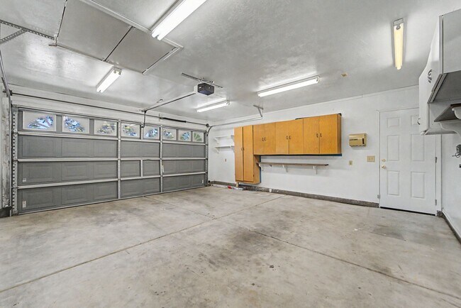 Building Photo - 2 Bedroom 2 bathroom Northside of Yuba City