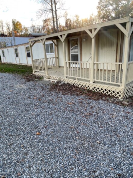 Primary Photo - 337 Franklin Valley Rd