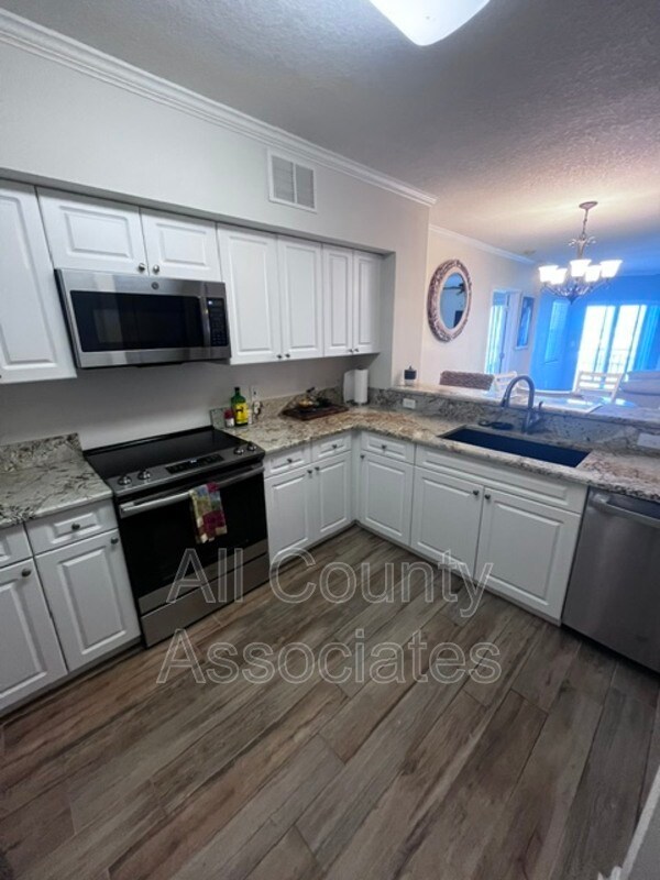 Building Photo - 4516 Seagull Dr