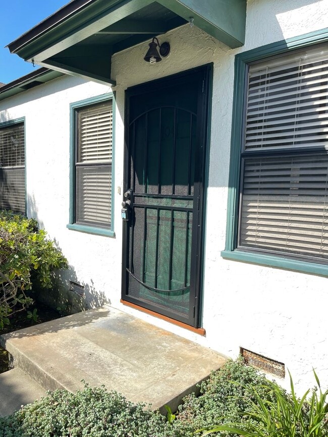 Interior Photo - Diamond Street