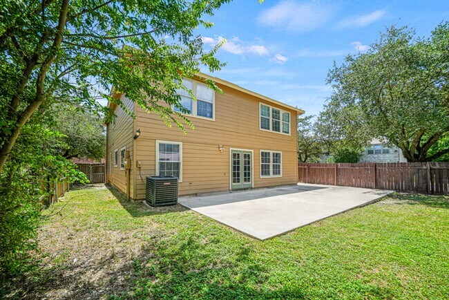 Building Photo - Four Bedroom Rental in Bridgewood!