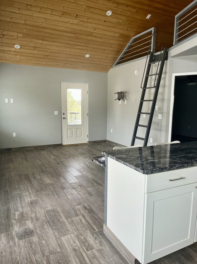 Building Photo - 49 A Spanish Peaks Rd