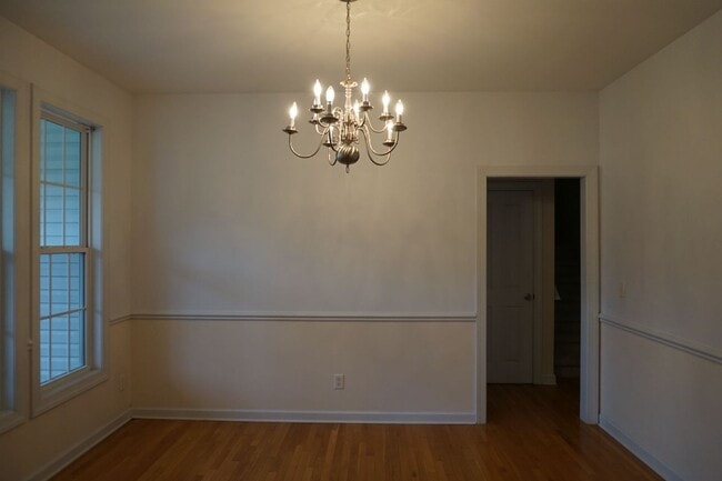 Building Photo - 3 Bedroom 2.5 Bathroom with a Bonus Room located in Creeks Edge Subdivision in Sneads Ferry!