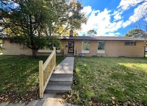 Building Photo - 5629 W Lincoln Creek Dr