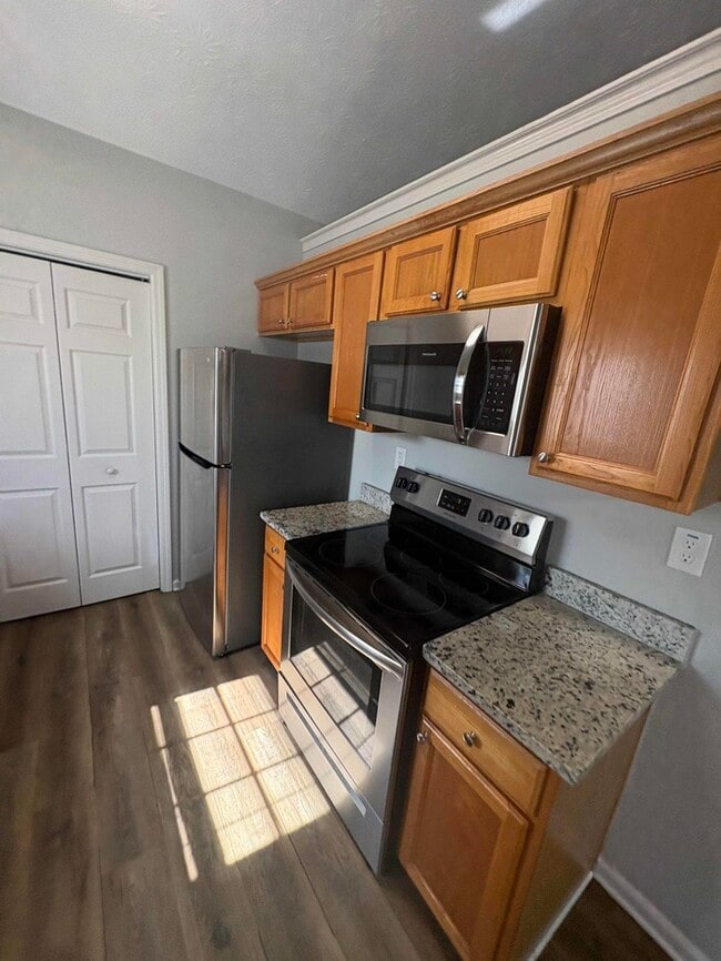 Building Photo - 508 Bridgeport Pl