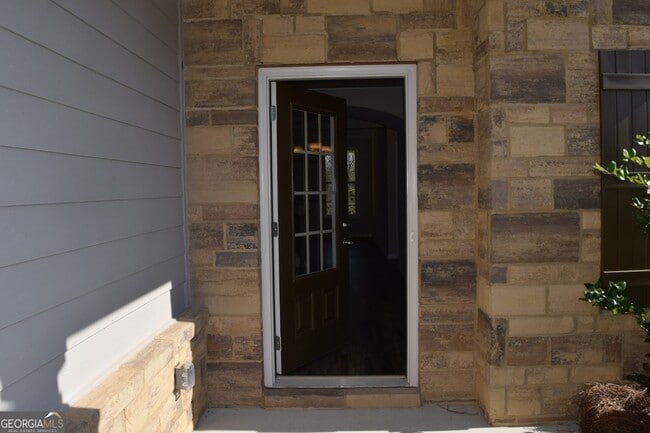 Building Photo - 533 Brighton Park Cir