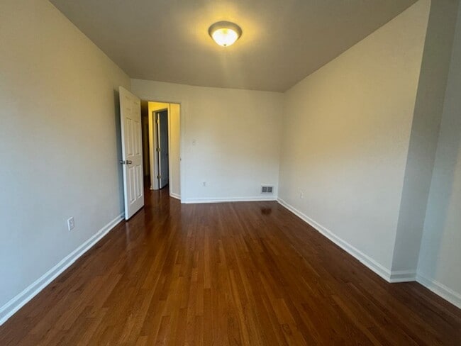 Building Photo - Available for Immediate move in; Lease wil...
