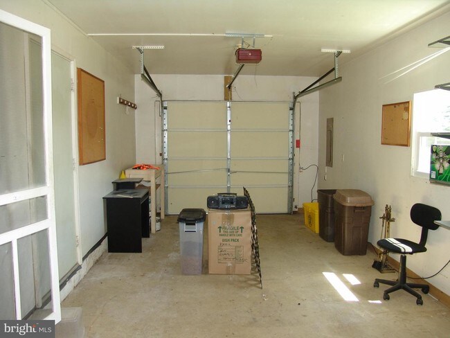 Building Photo - 6870 Briscoe Turn Rd