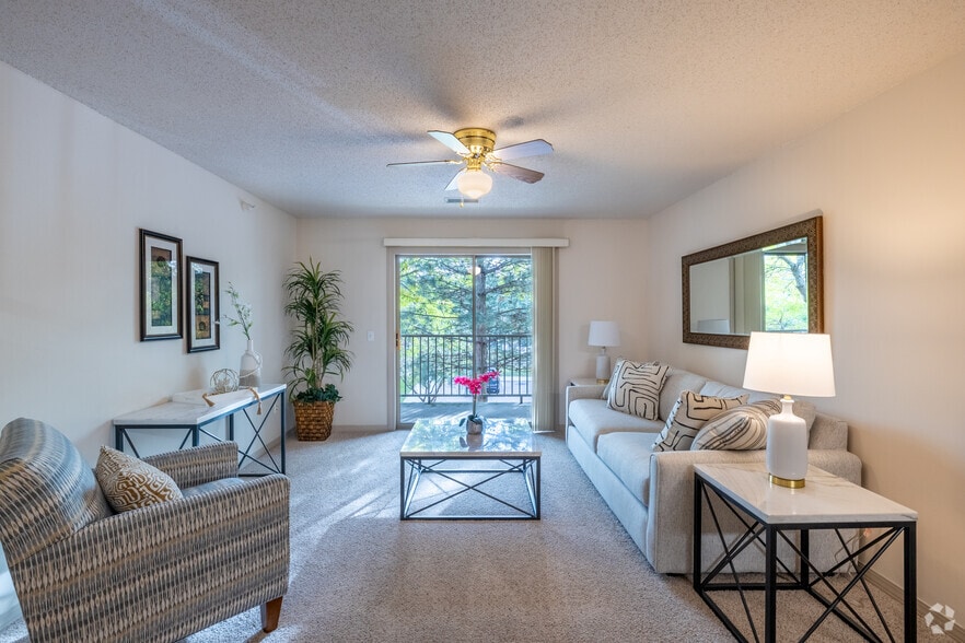 Primary Photo - LEXINGTON ESTATES