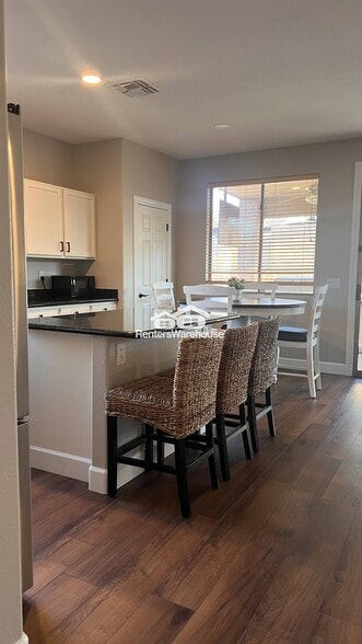 Building Photo - 18391 W Western Star Blvd