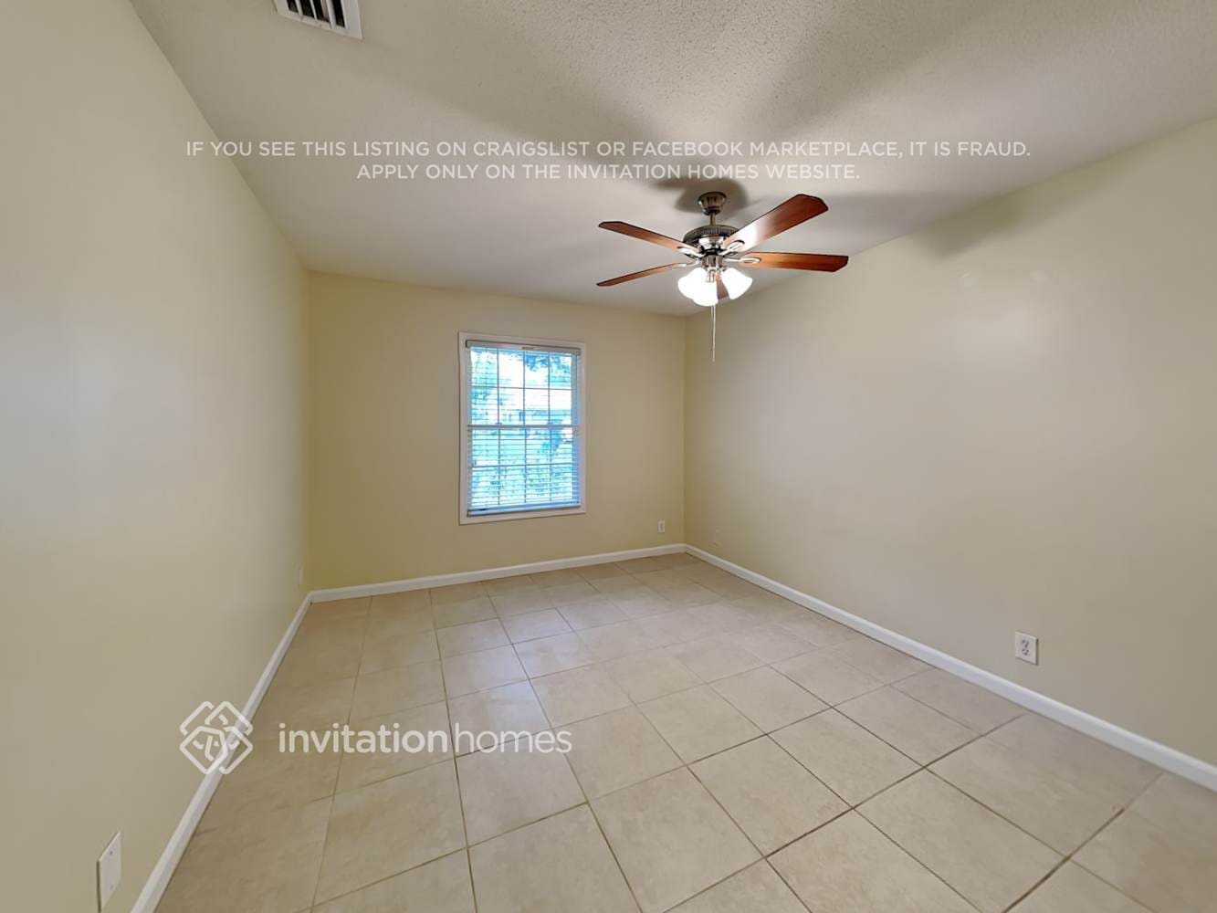 Building Photo - 5111 NW 81st Terrace