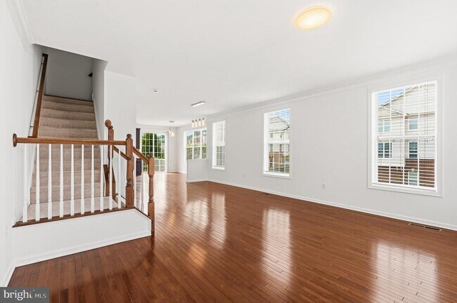 Building Photo - 23167 Flora Mure Dr