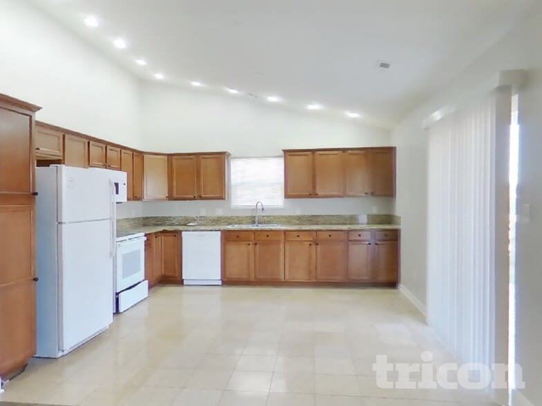 Building Photo - 20131 Marie Ct