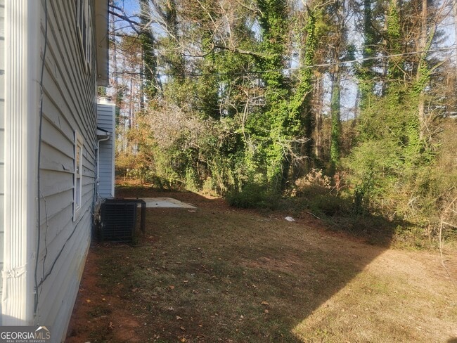 Building Photo - 1682 Charmeth Rd