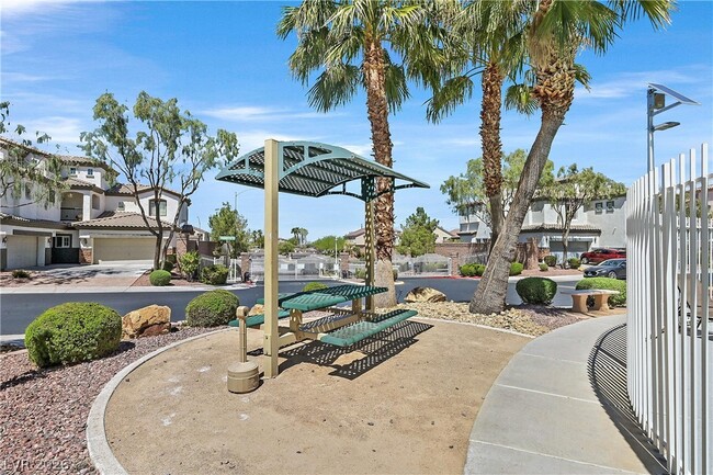 Building Photo - 1110 Tropical Star Ln