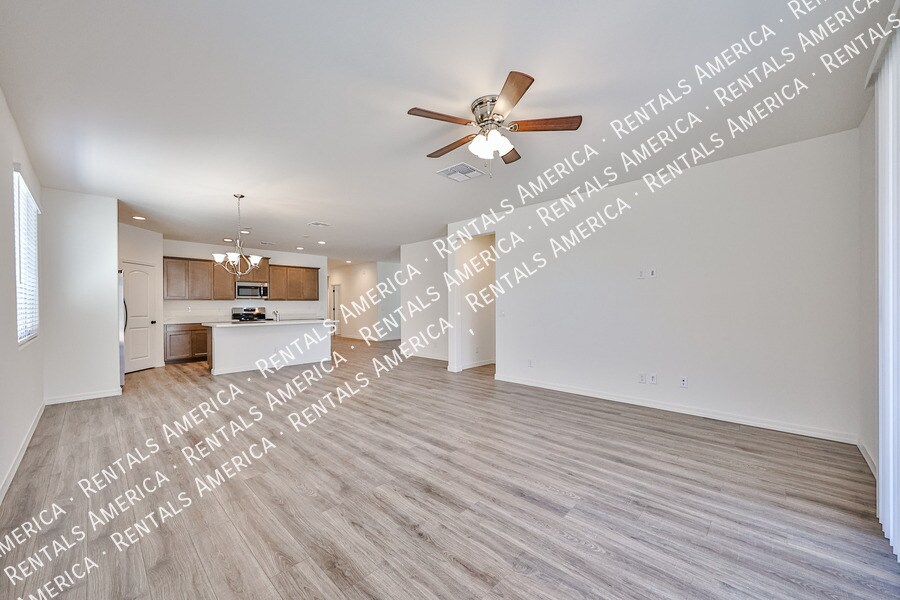Building Photo - 24144 W Gibson Ln