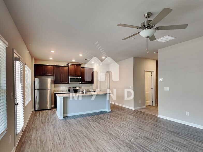Building Photo - 2110 Irvin Ct