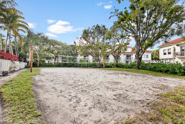 Building Photo - 1365 Crystal Way