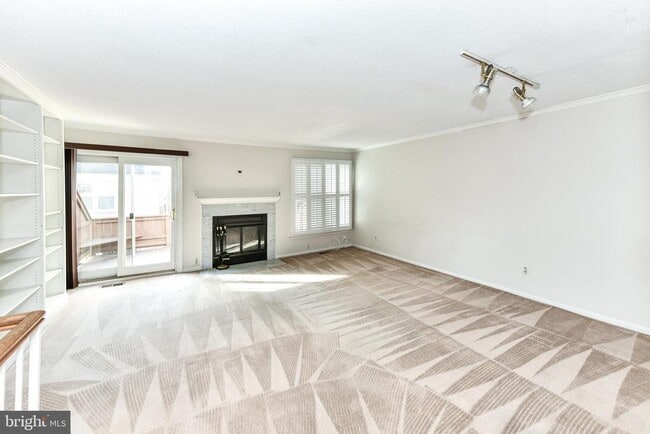 Building Photo - 21 Fendall Ave