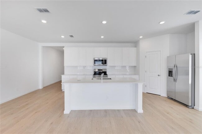 Building Photo - 5152 Arrowfeather Ct