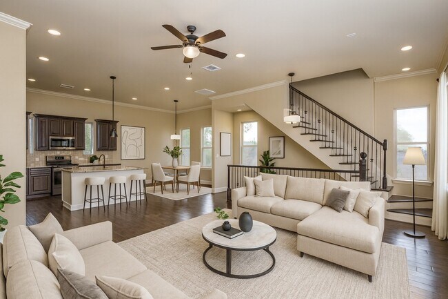 Building Photo - 1516 Amundsen St