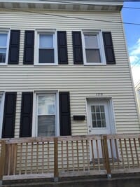 Building Photo - 129-131 Elm Street/Garages